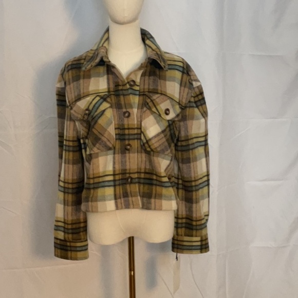 NWT Bagatelle soft cropped plaid collared fleece jacket size S - Picture 1 of 6